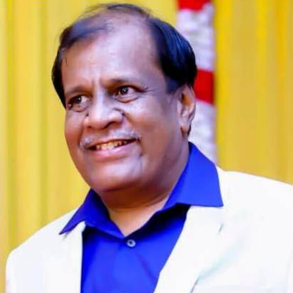 Dr. Kandaswamy D